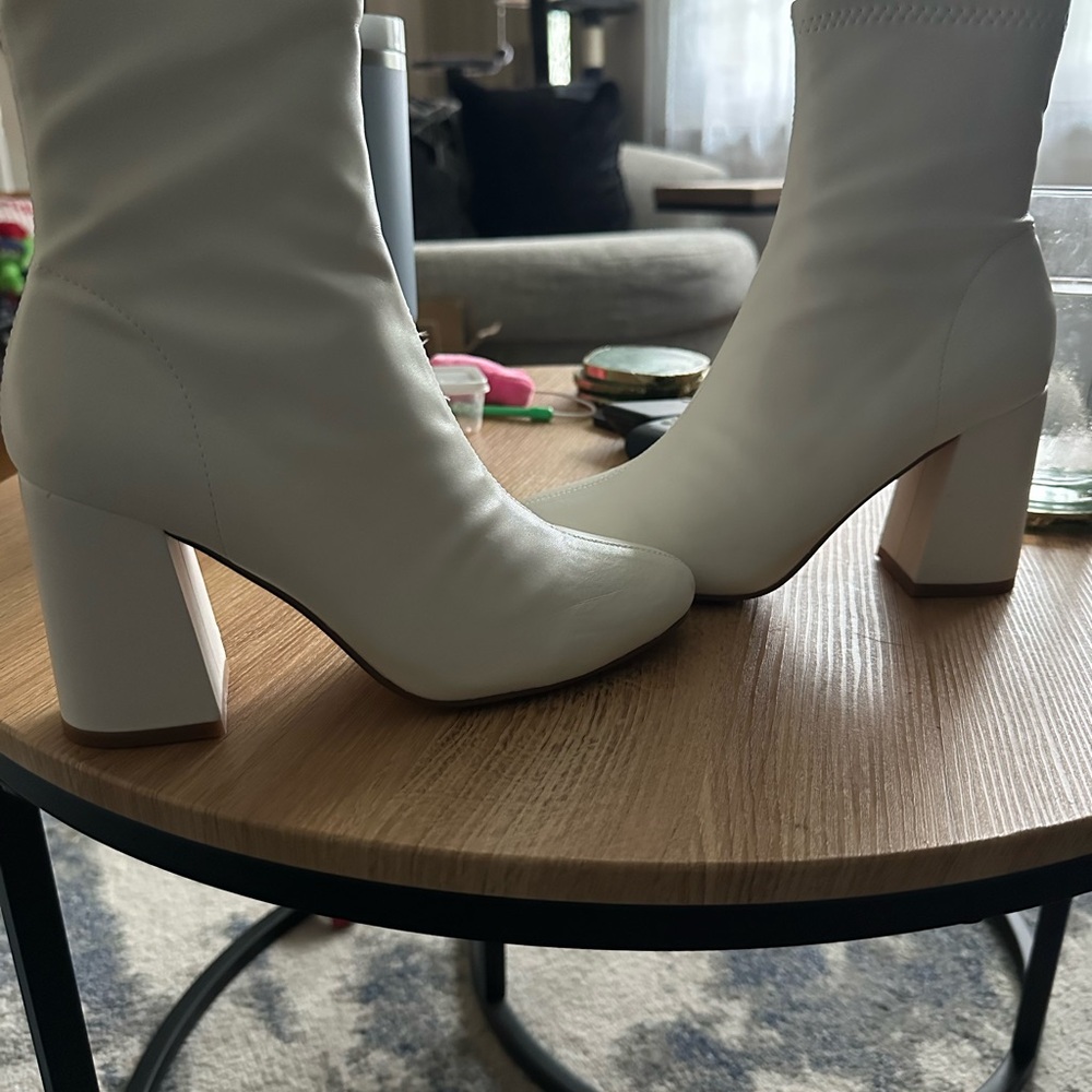 Elegant White Women's Boots